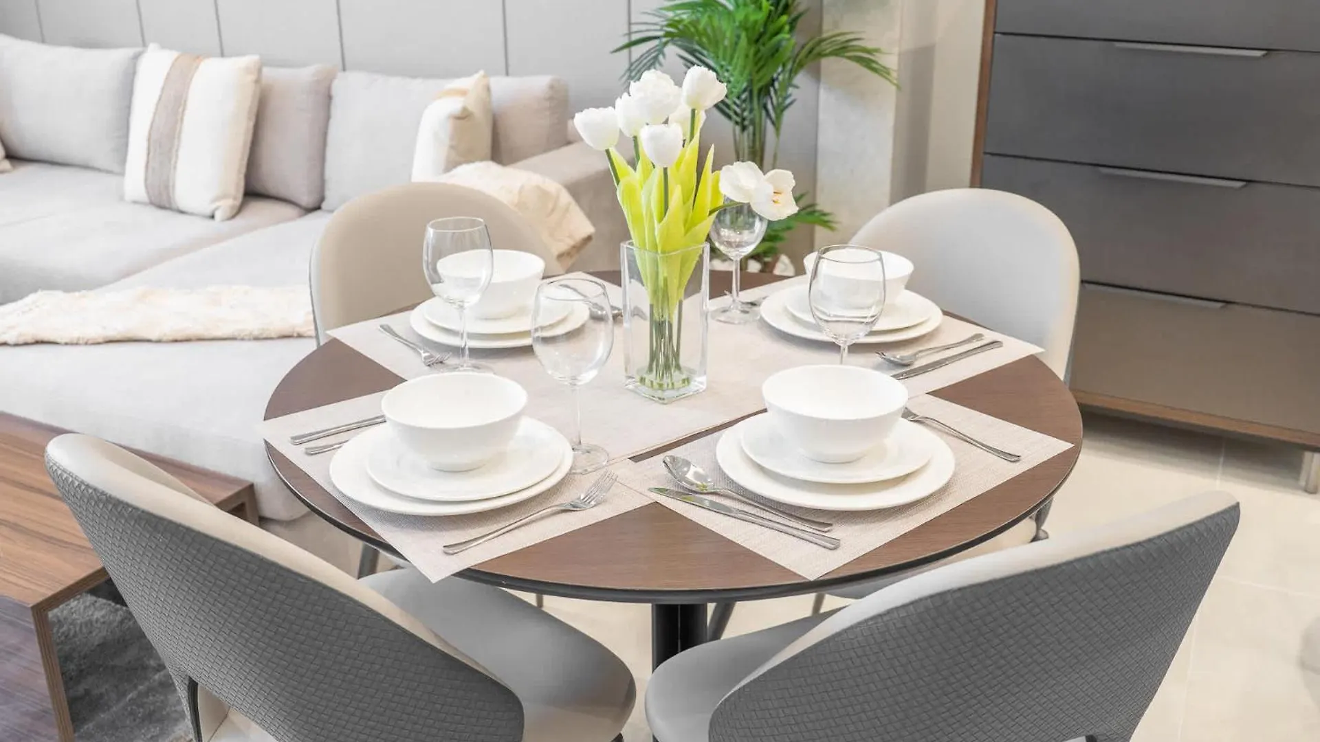 Διαμέρισμα Fabulous And Spacious 2Br In Nobles Tower Ντουμπάι