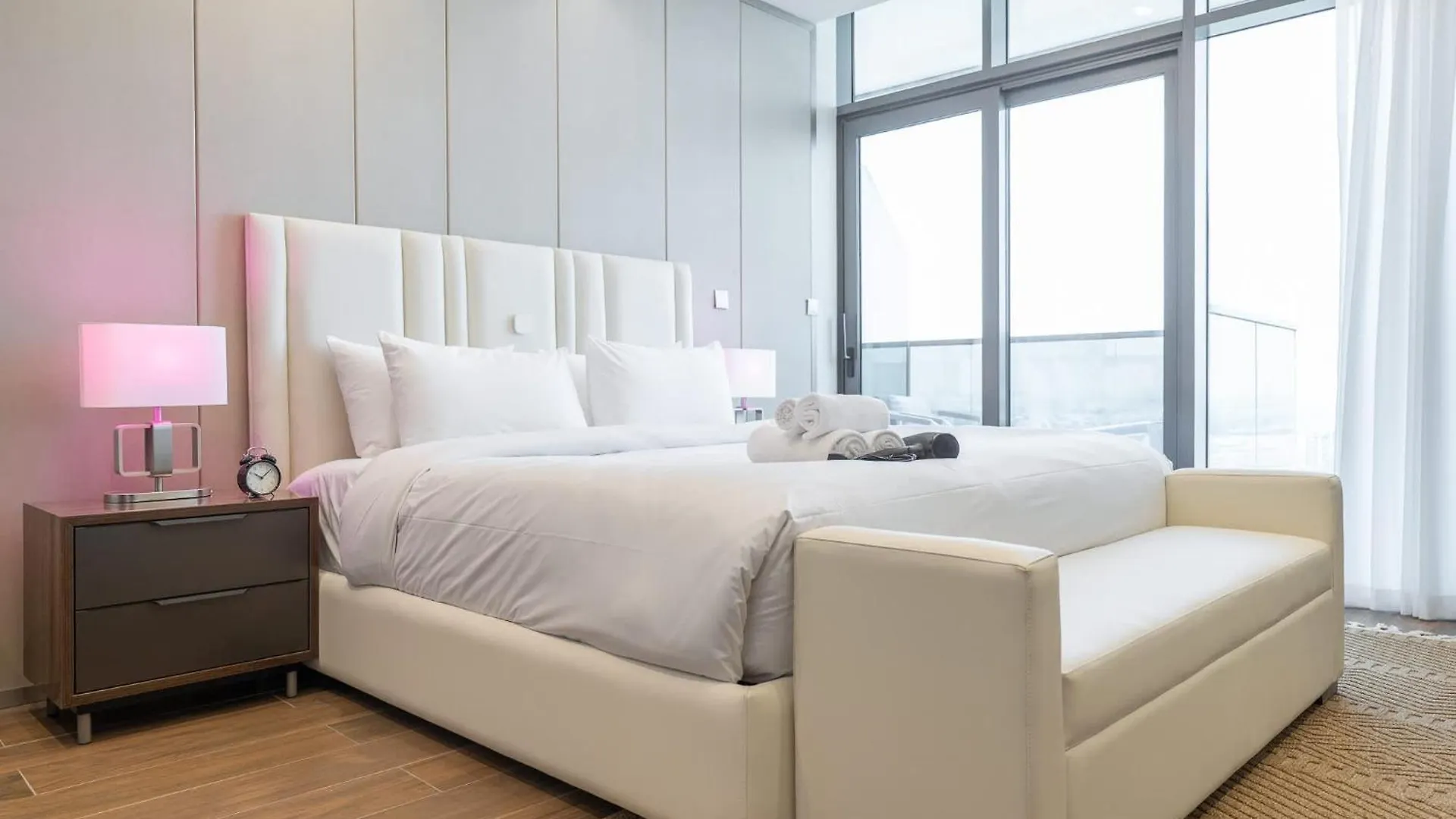 Fabulous And Spacious 2Br In Nobles Tower Dubai 0*,  United Arab Emirates